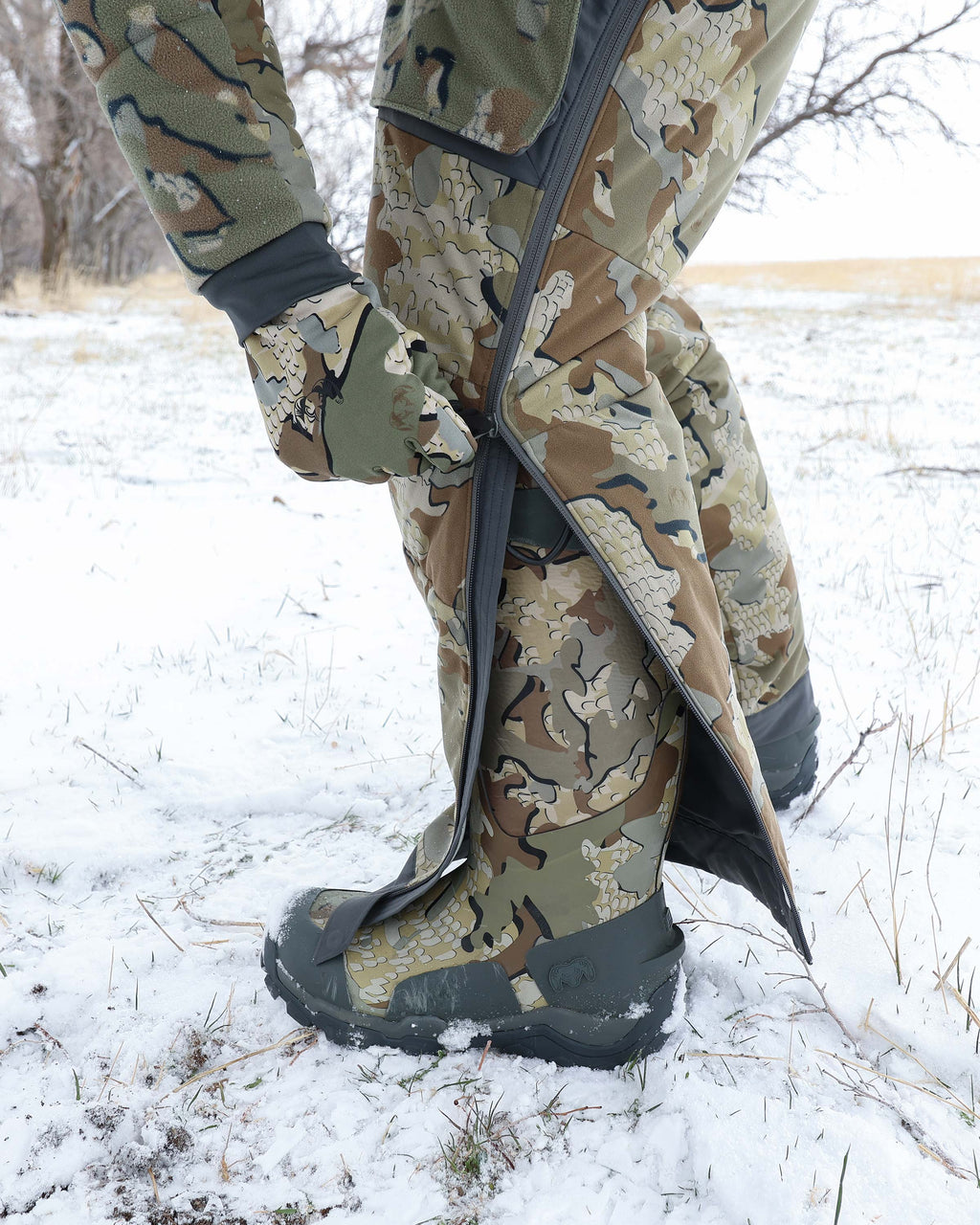 Super Down Haven Bib | Ash